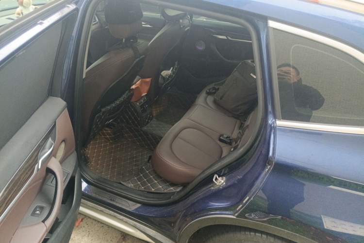 Used BMW X1 2020 xDrive25Li Luxury Edition Left Rear Seat