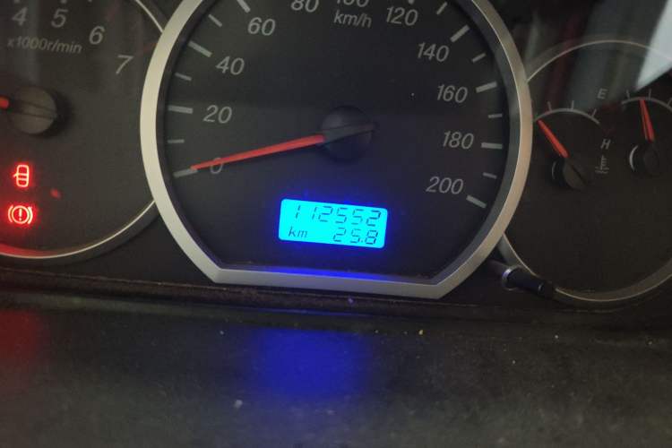 Used Wuling Hongguang 2014 1.2L Standard Model China IV Odometer Close Up