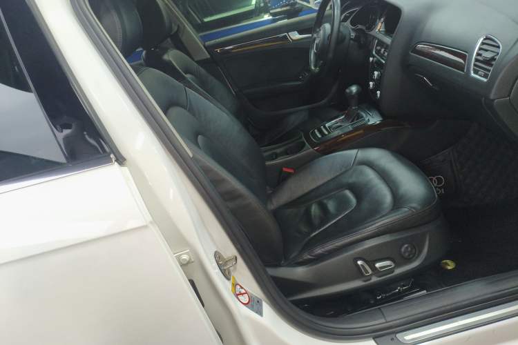 Used Audi A4L 2015 35 TFSI Automatic Comfort Model