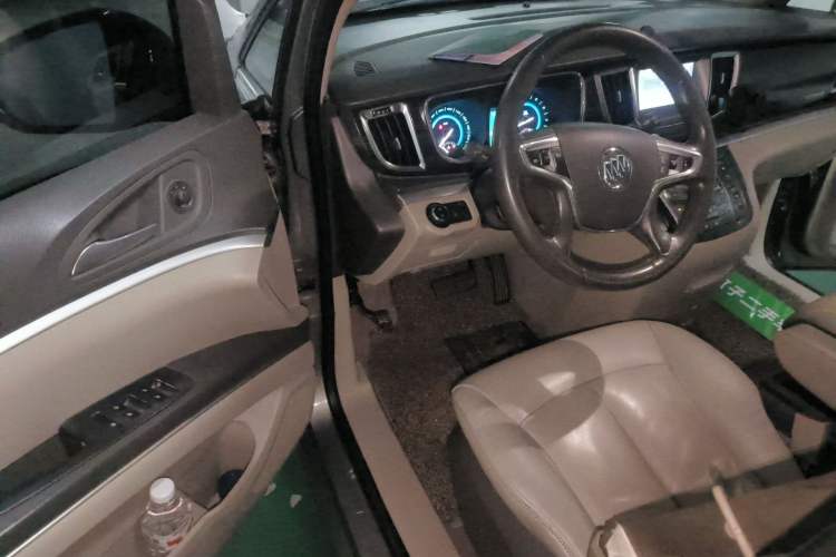 Used Buick GL8 2013 3.0L GT Luxury Business Haoya Edition