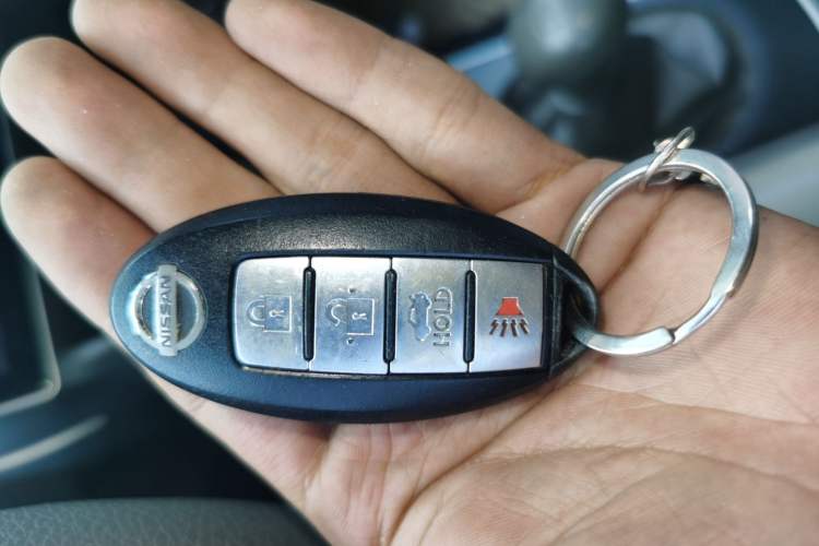 Used Nissan Sunny 2014 1.5XL Manual Deluxe Edition Vehicle Key