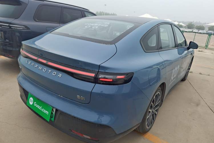 Used Leapmotor B01 2025 550 LiDAR Edition Rear Right 45 Deg