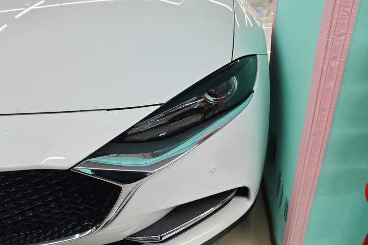 Used Mazda CX-4 2020 2.0L Automatic Two-Wheel Drive Blue Sky Dynamic Edition Left Front Headlight