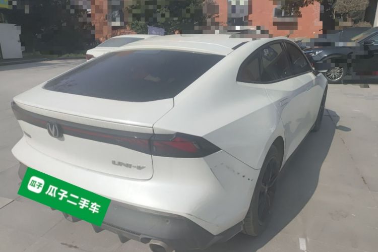 Used Changan UNI-V 2022 1.5T Prestige Version