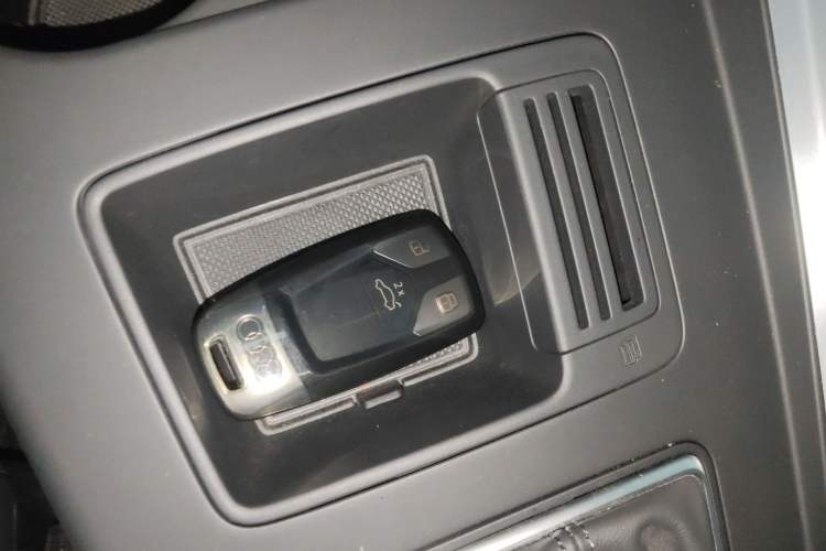 Used Audi A4L 2023 40 TFSI Fashion Dynamic Model