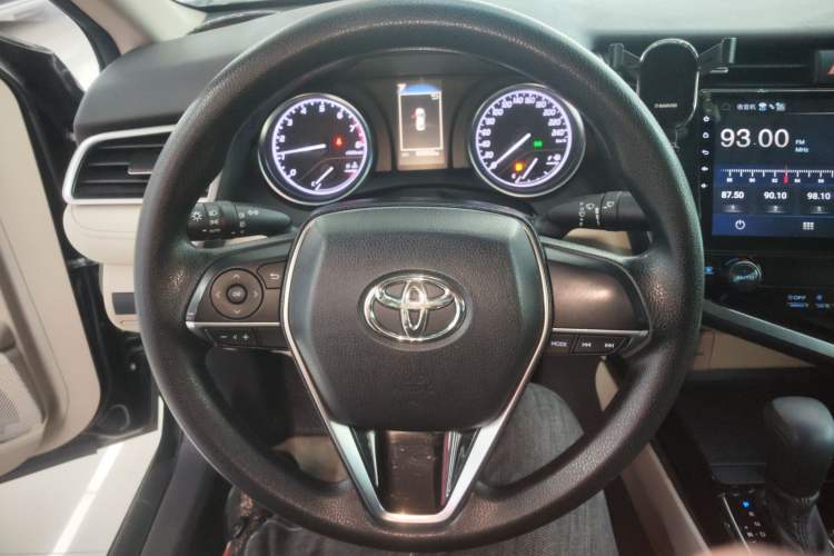 Used Toyota Camry 2019 2.0E Elite Edition China VI Standard Steering Wheel