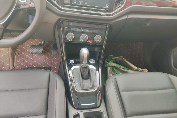 Used Volkswagen T-ROC 2020 280TSI DSG Two-Wheel Drive Comfort Version
