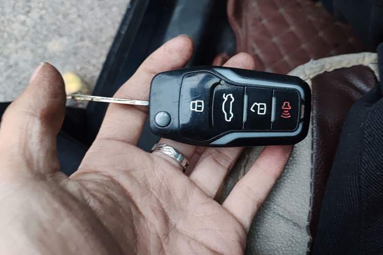 Used Nissan Sunny 2014 1.5XE Manual Elite Edition