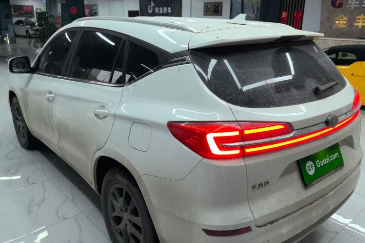 Used BYD Song 2020 Classic Edition 1.5T Automatic Elite Model Exterior 3