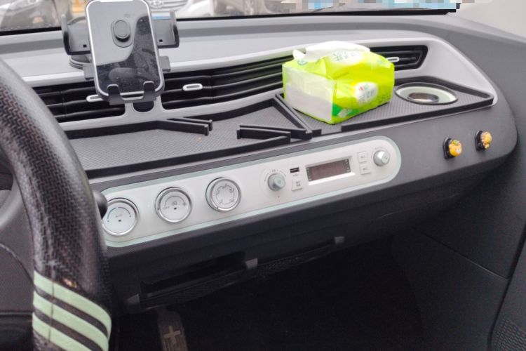 Used Wuling Hongguang MINIEV 2021 Macaron Premium Model – Lithium-NMC
