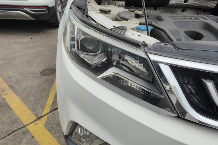 Used Geely Auto Vision X6 2016 1.8L Manual Luxury Model