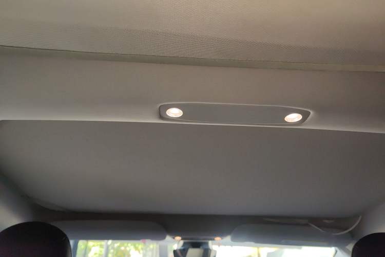 Used Tesla Model 3 2021 Standard Range Rear-Drive Upgraded Version
