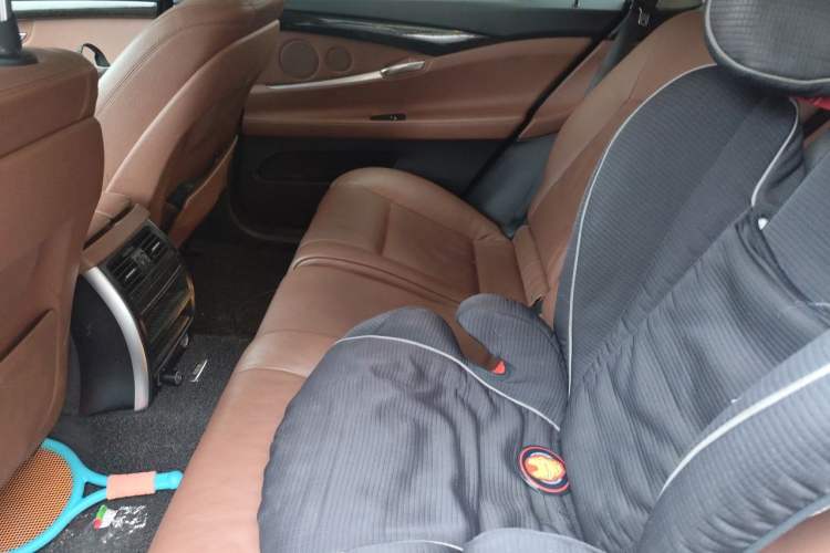 Used BMW 5 Series GT 2014 528i Leading Model

