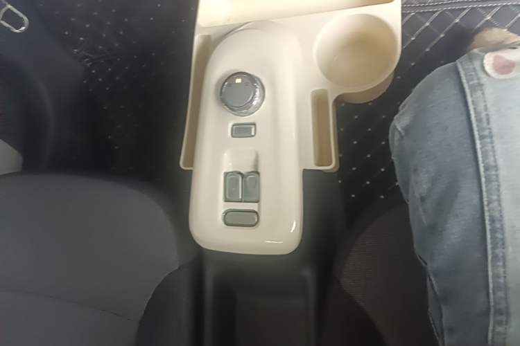 Used CHANGAN NEVO Lumin 2025 210 km Fragrant Edition