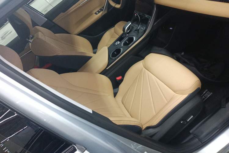 Used Geely Auto FX11 2023 1.5TD DCT Prestige Edition Right Front Seat