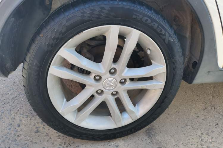 Used Changan CS35 2016 1.6L Automatic Luxury Model China V Standard