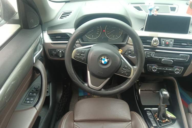 Used BMW X1 2018 sDrive18Li Luxury Model
