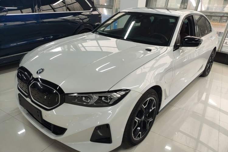 BMW i3 2024 eDrive 40 L Midnight Edition usado