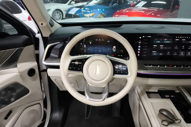 Used Wey Lanshan 2023 Four-Wheel Drive Ultra-Long Range Version
