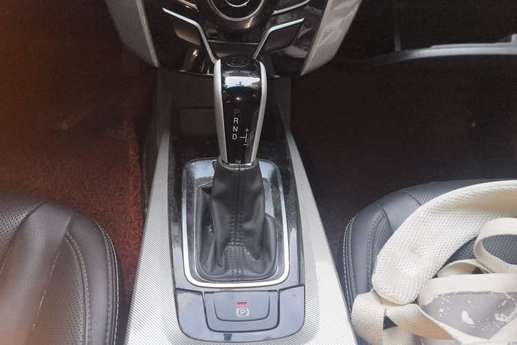 Used Luxgen U6 SUV 2017 1.8T Enhanced Charm Edition
