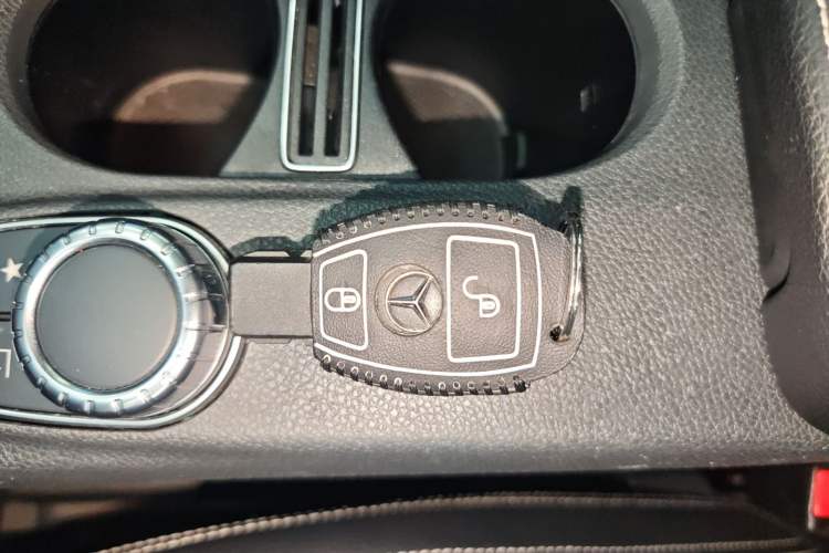 Used Mercedes-Benz GLA 2016 GLA 200 Fashion Model Vehicle Key