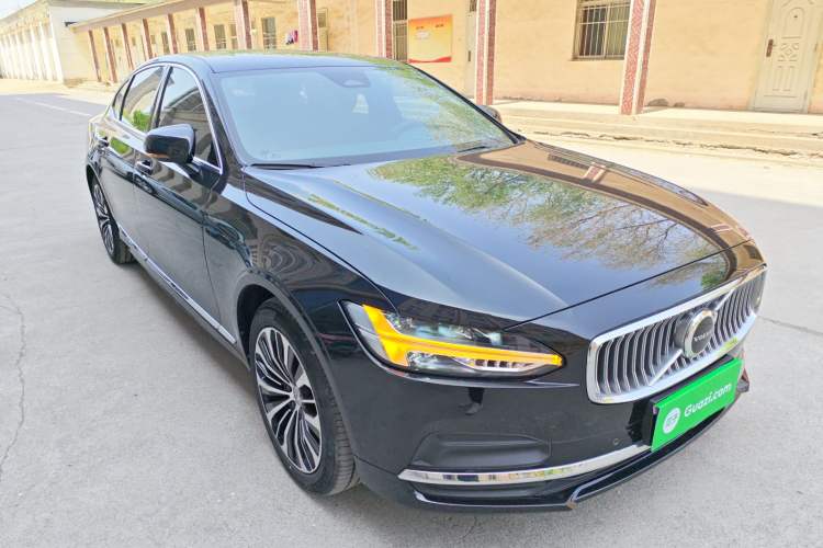 Used Volvo S90 2024 B5 Zhiyi Luxury Edition