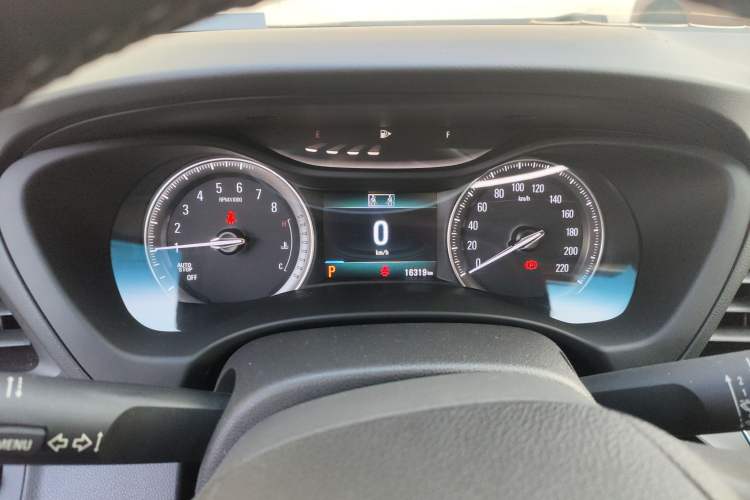 Used Buick GL6 2018 18T 6-Seater Prestige Model
