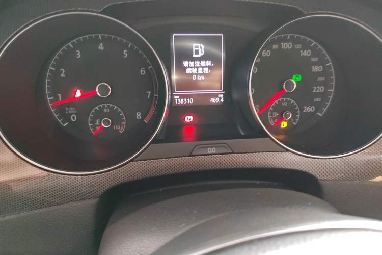 Used Volkswagen Golf Sportsvan 2016 230TSI Automatic Trend Edition Odometer Close Up