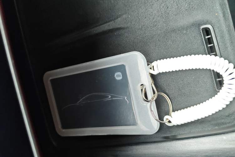 Used Xiaomi Auto SU7 2024 Four-Wheel Drive Ultra-Long Range Advanced Intelligent Driving Max Edition Interior 1