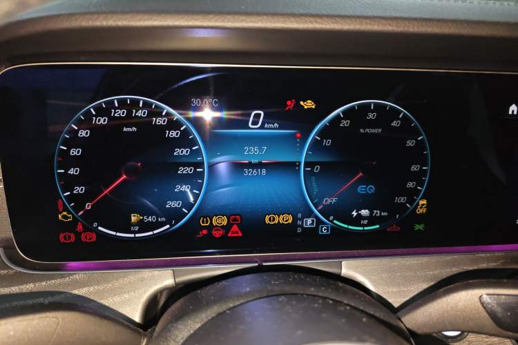 Used Mercedes-Benz E-Class New Energy 2022 E 350 e L Plug-in Hybrid Sedan