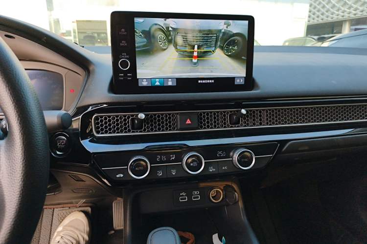 Used Honda Civic 2023 240TURBO CVT Dynamic Edition