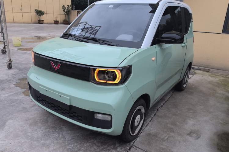 Used Wuling Hongguang MINIEV 2021 Macaron Premium Model – Lithium Iron Phosphate