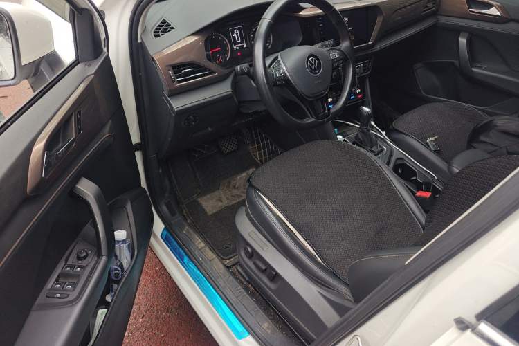 Used Volkswagen Tharu 2021 280TSI Two-Wheel-Drive Luxury Plus Edition Driver Seat