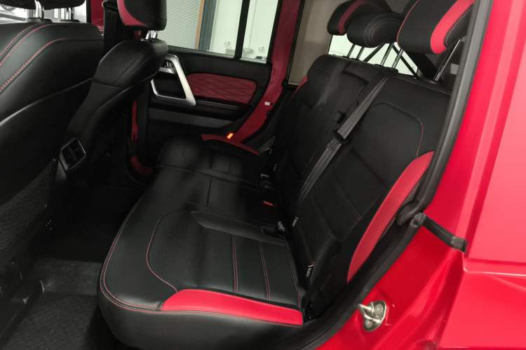 Used BAIC Off-Road BJ40 2019 PLUS 2.3T Automatic Four-Wheel Drive Flagship Edition China VI Emission Standard