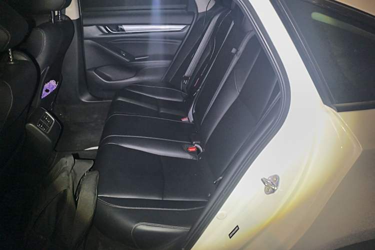 Used Honda Accord 2018 260TURBO Elite Edition China VI Left Rear Seat