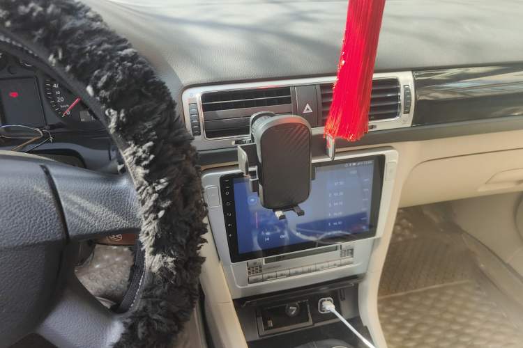 Used Volkswagen Passat 2011 2.0L Manual Luxury Version