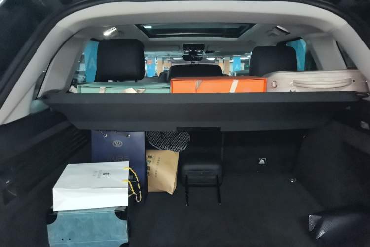 Used Land Rover Range  Trunk