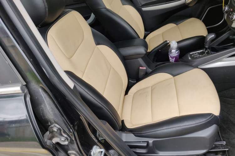 Used CHANGAN CS35 2015 1.6L Automatic Luxury Model China V Standard
