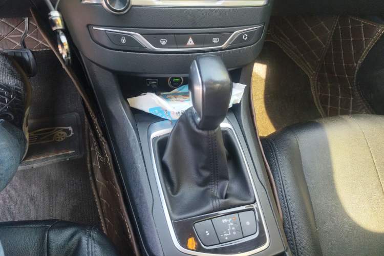 Used Peugeot 308S 2015 1.2T Automatic Jingchi Edition
