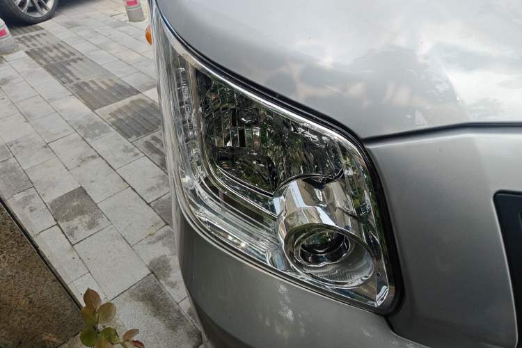 Used Foton Toano 2022 2.5T Manual Jixiang Multi-Function Short-Chassis Mid-Height with Dual Rear Tires 5/6/9-Seater D25TCIF1