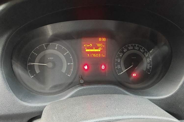 Used Peugeot 301 2014 1.6L Manual Comfort Edition
