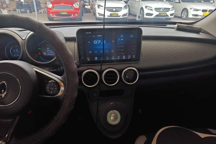 Used ORA Black Cat 2021 301 km Basic Version Audio And AC Panel