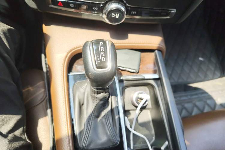 Used Volvo S90 2018 T4 Zhiyuan Edition Gear Lever