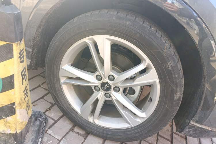 Used Audi Q3 2022 35 TFSI Fashionable and Elegant Model
