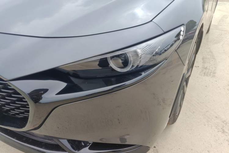 Used Mazda 3 Axela 2023 2.0L Automatic ZhiZhen Edition
