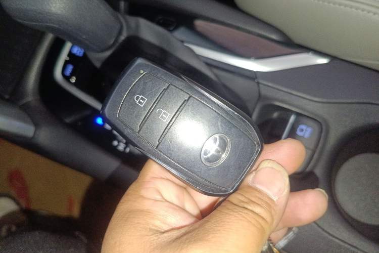 Used Toyota FRONTLANDER 2022 2.0L CVT Leading Edition