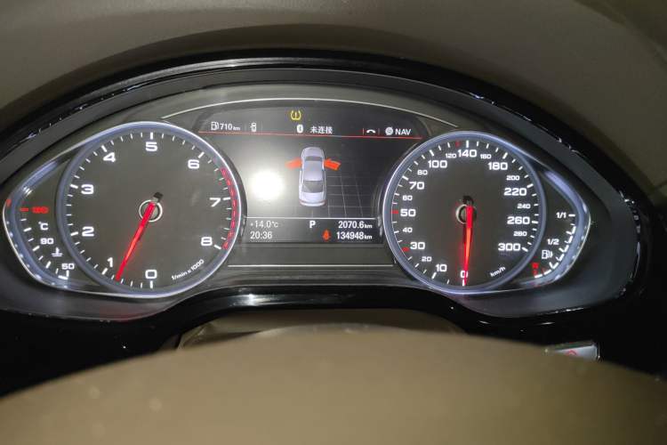 Used Audi A8 2013 A8L 45 TFSI quattro Comfort model