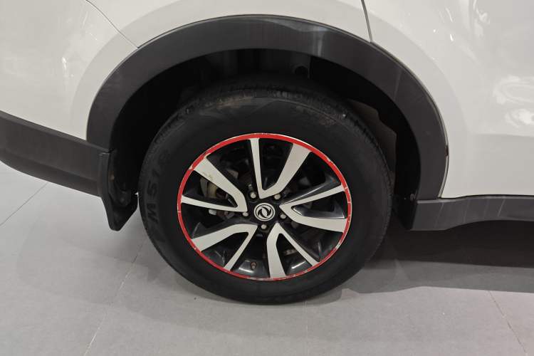 Used Dongfeng Fengon 580 2017 1.5T CVT Luxury Model
