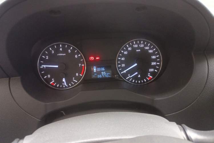 Used JAC Refine M3 2015 Maker Edition 1.6L Luxury Version
