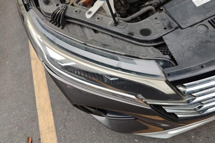 Used GAC Trumpchi GS4 2020 270T Automatic Smart Connectivity Edition Right Front Headlight